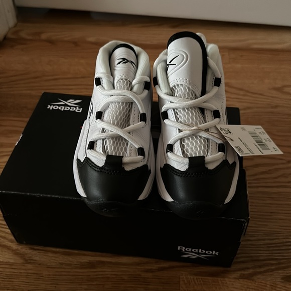 Rebook Question Mid 🏀 - Picture 2 of 4